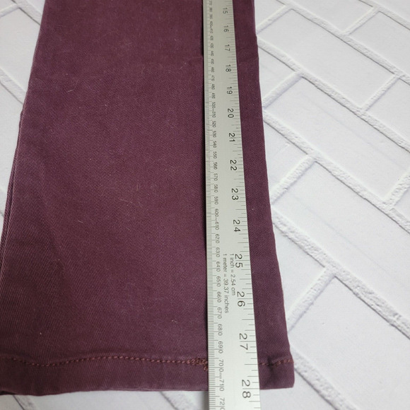 Gloria Vanderbilt Amanda Jeans Burgundy Women's Size 6 Short (A132) - Picture 3 of 11